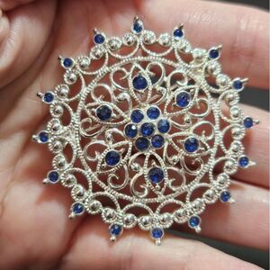 Vintage silver tone Monet brooch